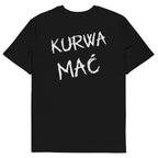 Tył czarnej koszulki unisex z napisem "KURWA MAĆ" białą czcionką stylizowaną na pędzel.